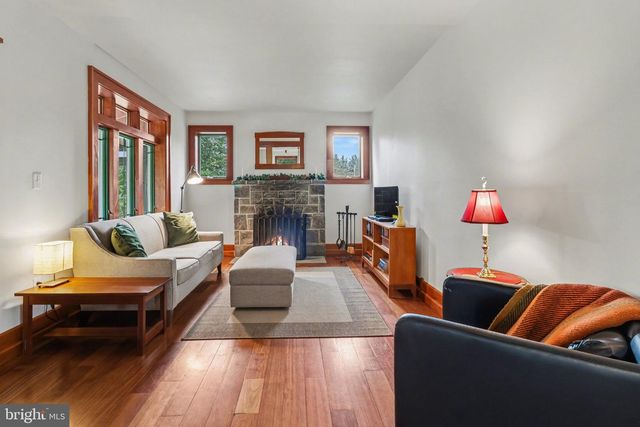 1438 NAAMANS CREEK RD, Garnet Valley, PA 19060