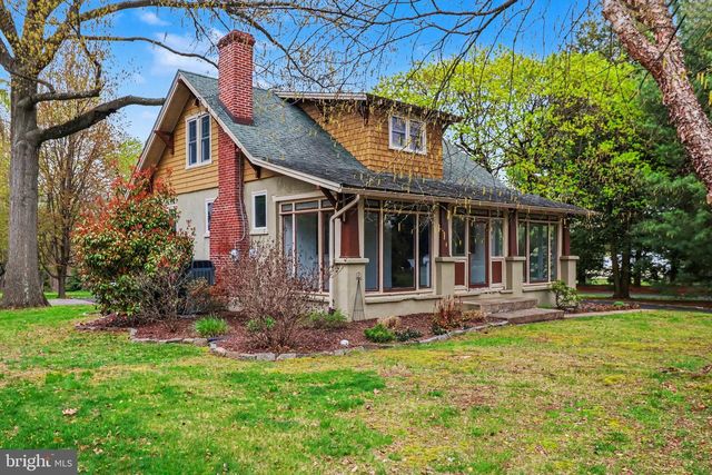 1438 NAAMANS CREEK RD, Garnet Valley, PA 19060
