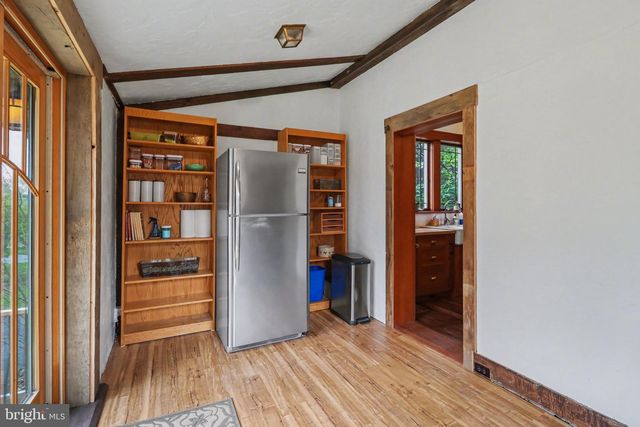 1438 NAAMANS CREEK RD, Garnet Valley, PA 19060
