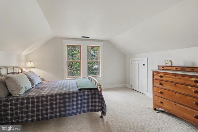 1438 NAAMANS CREEK RD, Garnet Valley, PA 19060
