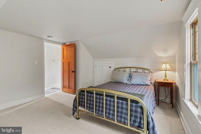 1438 NAAMANS CREEK RD, Garnet Valley, PA 19060