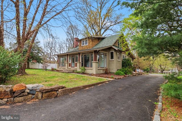 1438 NAAMANS CREEK RD, Garnet Valley, PA 19060