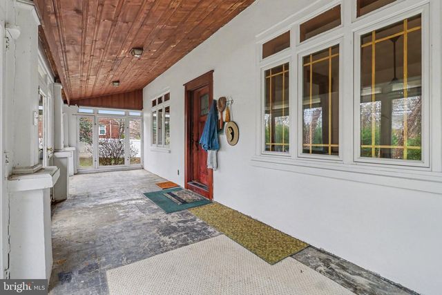 1438 NAAMANS CREEK RD, Garnet Valley, PA 19060