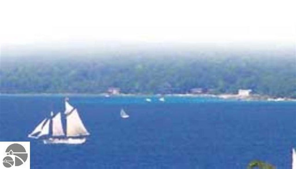 843 Wind Drift Drive, Garfield Twp, MI 49684