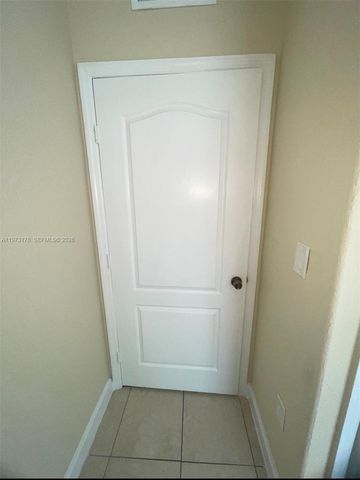 1661 SE 29th Ct 109, Homestead, FL 33035