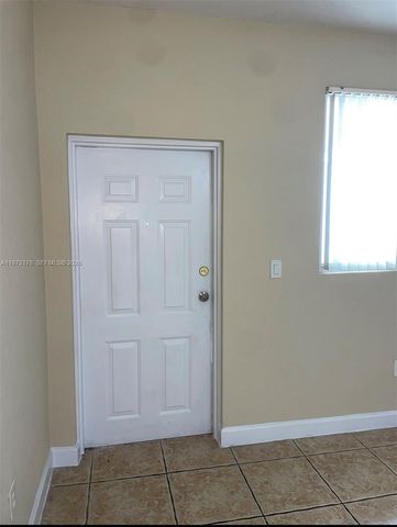 1661 SE 29th Ct 109, Homestead, FL 33035