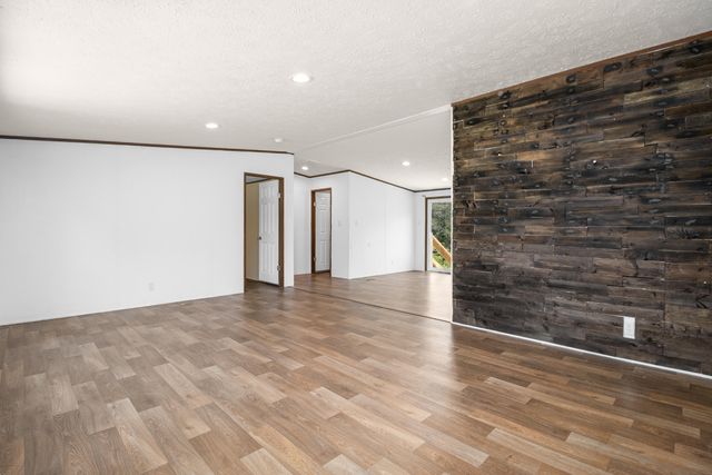 656 Omega Park Road, Somerset, KY 42501