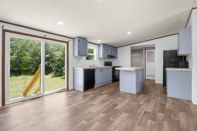 656 Omega Park Road, Somerset, KY 42501