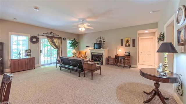 1250 Whitworth Court, Kernersville, NC 27284