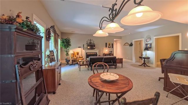 1250 Whitworth Court, Kernersville, NC 27284