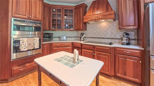 1250 Whitworth Court, Kernersville, NC 27284