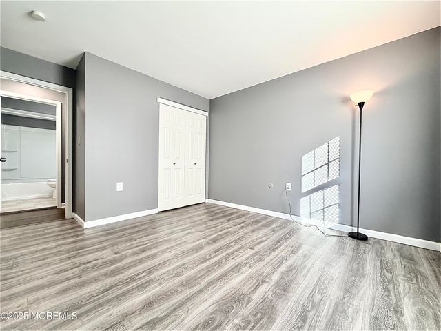 304 Wellington Place, Aberdeen, NJ 07747