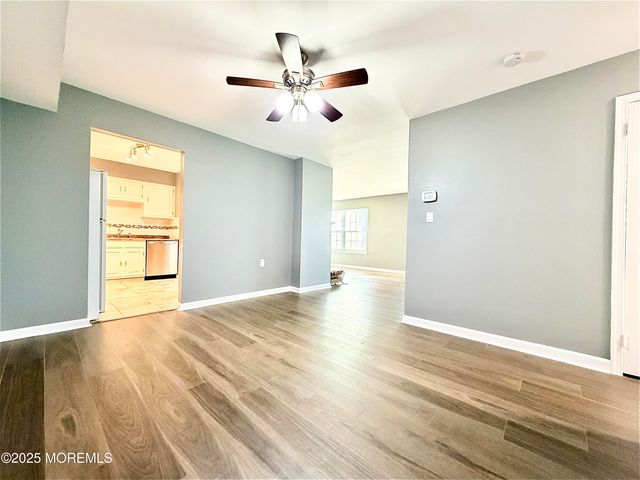 304 Wellington Place, Aberdeen, NJ 07747