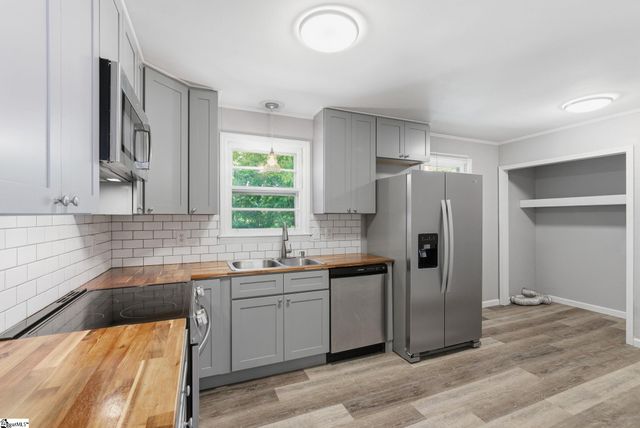 116 W Decatur Street, Greenville, SC 29617