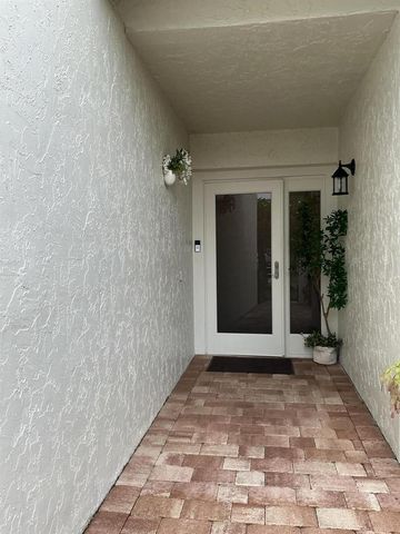 6918 BARBAROSSA Street, Boca Raton, FL 33433