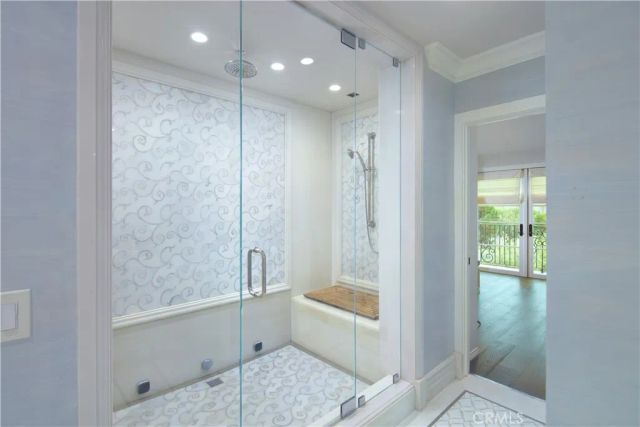 4 Inverness Lane, Newport Beach, CA 92660