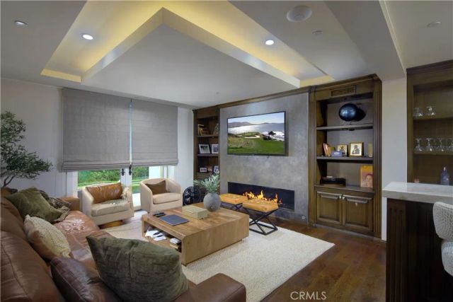 4 Inverness Lane, Newport Beach, CA 92660