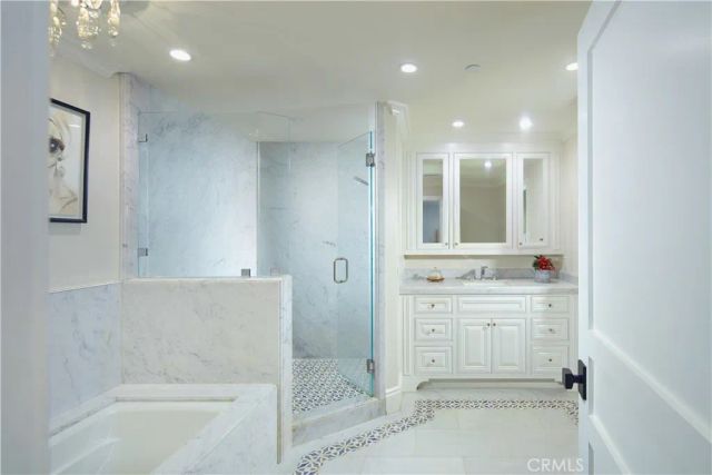 4 Inverness Lane, Newport Beach, CA 92660