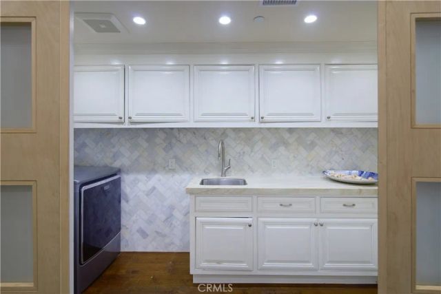 4 Inverness Lane, Newport Beach, CA 92660