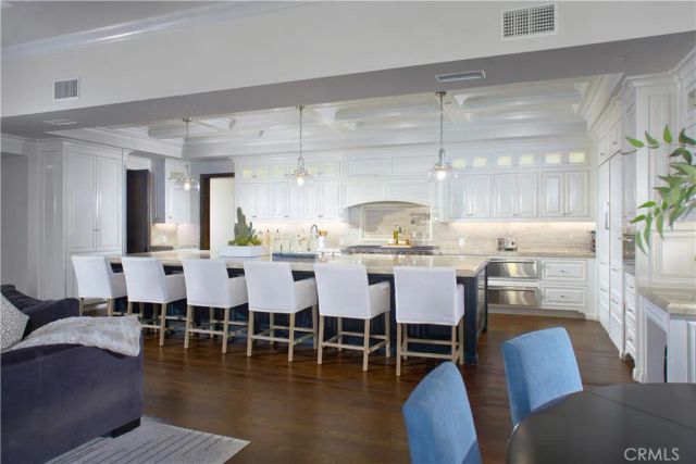 4 Inverness Lane, Newport Beach, CA 92660