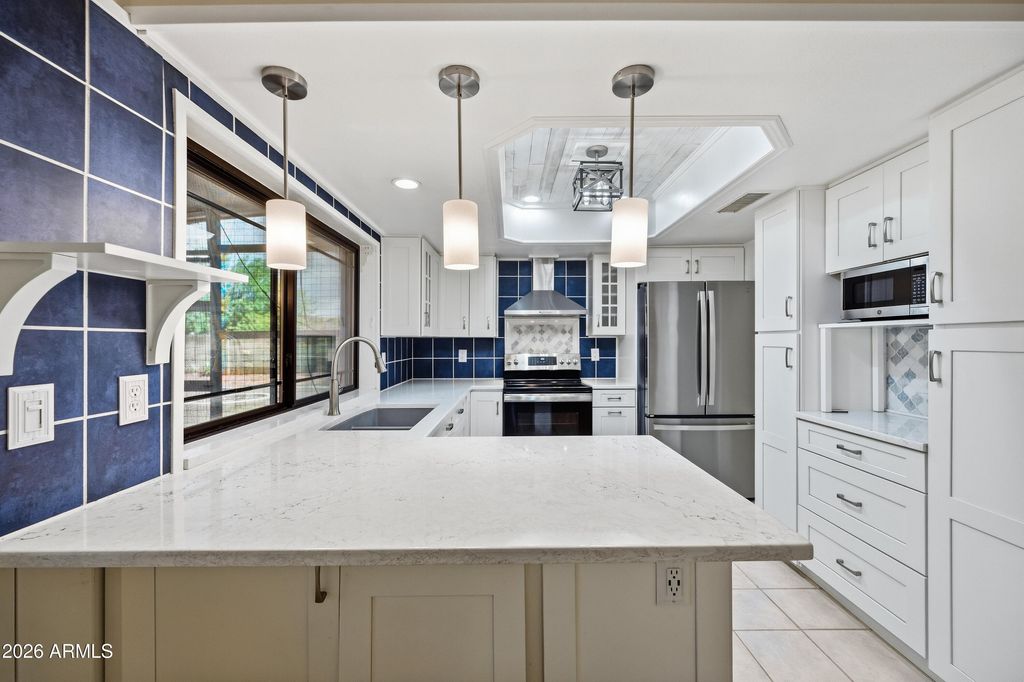 4340 W MICHIGAN Avenue W, Glendale, AZ 85308 — photo 3