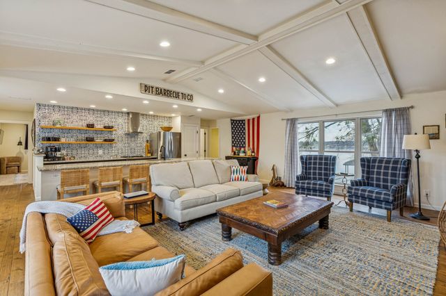 25 Shoreline Drive, Star Harbor, TX 75148