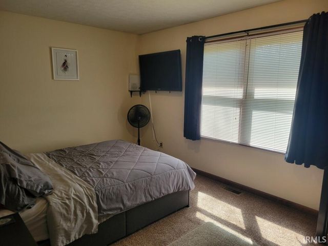 613 W Pine Lane, Ellettsville, IN 47429