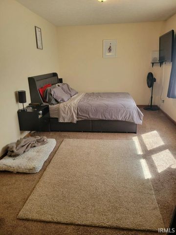 613 W Pine Lane, Ellettsville, IN 47429