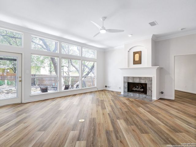 26 Silverhorn Drive, San Antonio, TX 78216