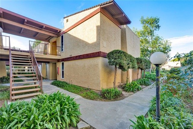 1010 W MacArthur Boulevard 55, Santa Ana, CA 92707