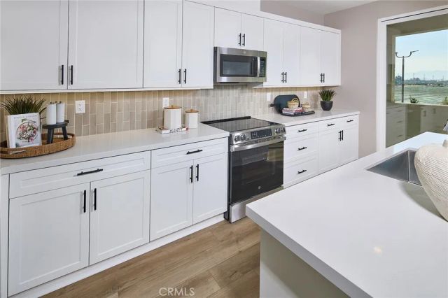 5929 Gramercy Way, Eastvale, CA 92880