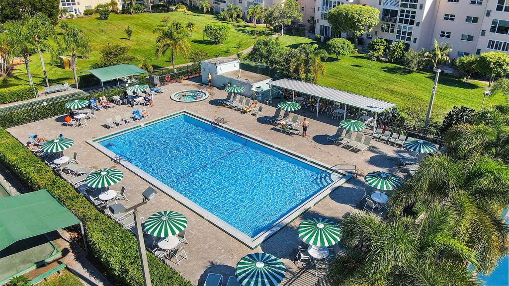 2515 NE 2nd Court 315, Boynton Beach, FL 33435