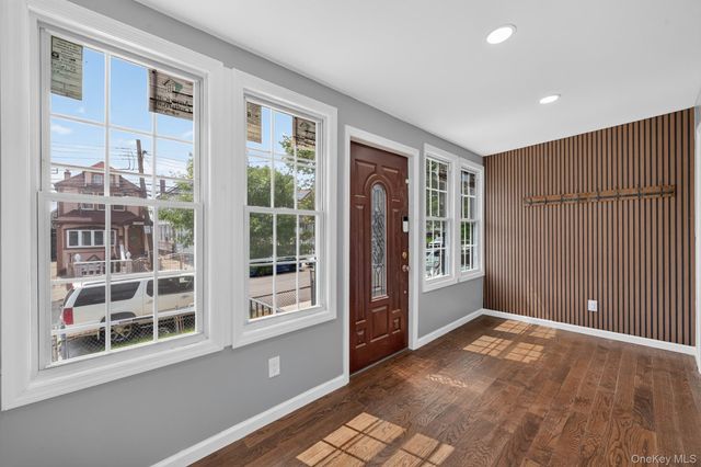 10513 133rd Street, Richmond Hill, NY 11419