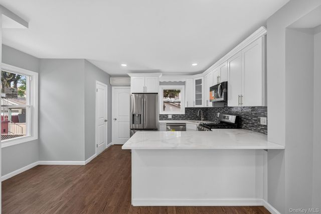 10513 133rd Street, Richmond Hill, NY 11419