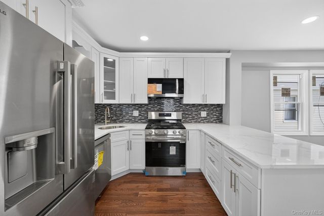 10513 133rd Street, Richmond Hill, NY 11419