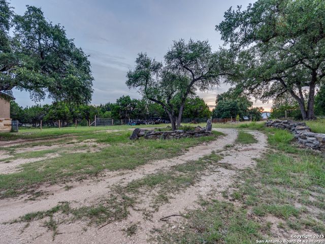 629 Windmill Ranch, Spring Branch, TX 78070