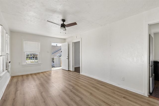 1401 Bolivar Street, Denton, TX 76201