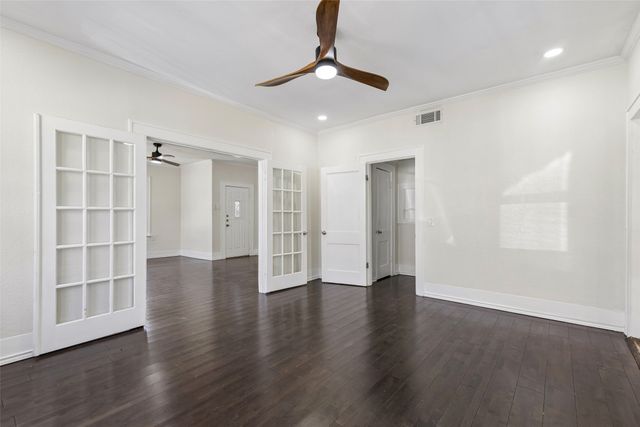 1401 Bolivar Street, Denton, TX 76201