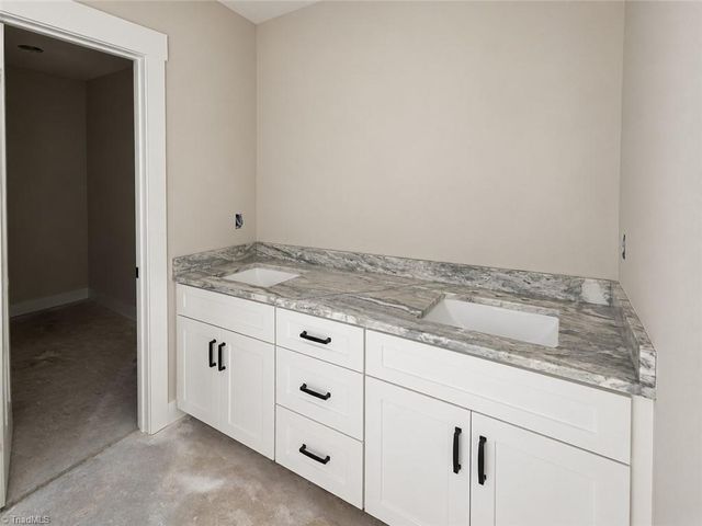 1862 Rominger Road, Winston-salem, NC 27127