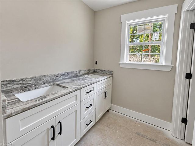 1862 Rominger Road, Winston-salem, NC 27127