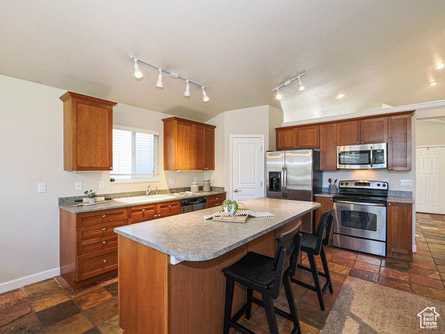 561 E LAND RUSH DR, Midvale, UT 84047