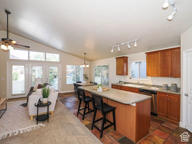 561 E LAND RUSH DR, Midvale, UT 84047