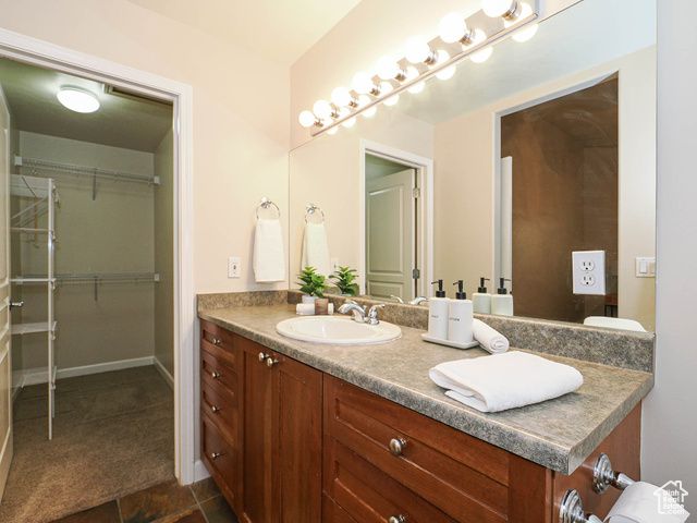 561 E LAND RUSH DR, Midvale, UT 84047