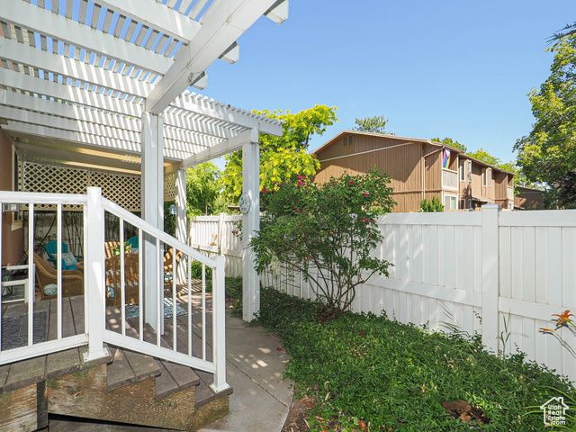561 E LAND RUSH DR, Midvale, UT 84047