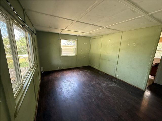 4529 N Forest Avenue, Kansas City, MO 64116