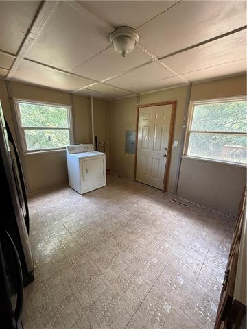 4529 N Forest Avenue, Kansas City, MO 64116