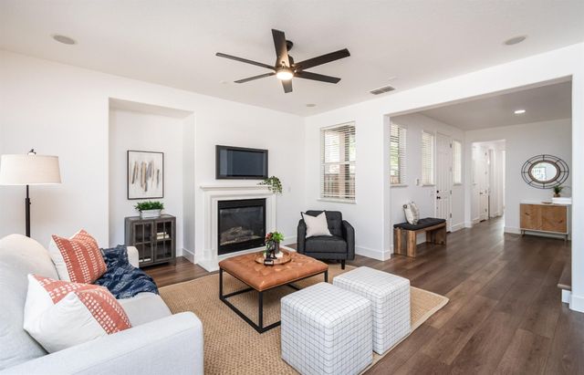 2660 Flintlock Ln, Rocklin, CA 95765