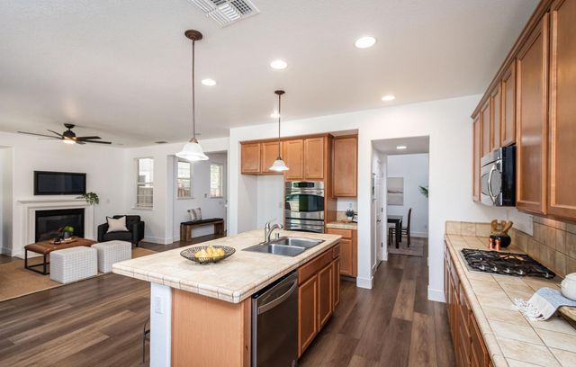 2660 Flintlock Ln, Rocklin, CA 95765