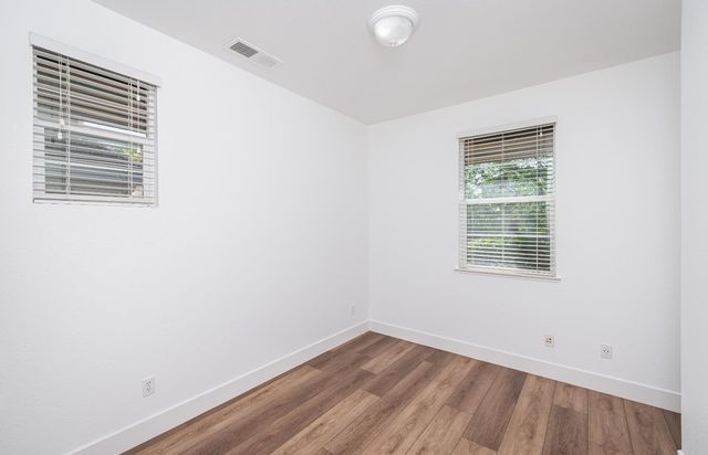2660 Flintlock Ln, Rocklin, CA 95765