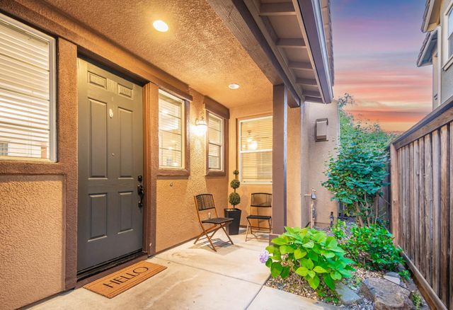 2660 Flintlock Ln, Rocklin, CA 95765